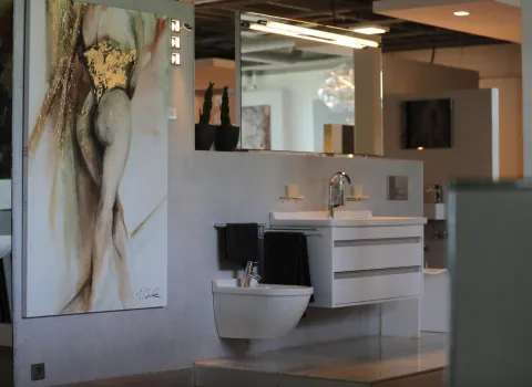 modernes Badezimmer